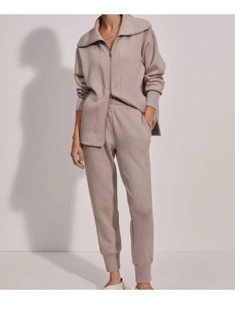 Varley (S) Women’s Knit Jogger Pants in Taupe • Stylish & Cozy!